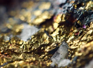 Thị trường thận trọng, vàng nhìn chung ổn định với các điều kiện kỹ thuật tăng giá trong ngắn hạn