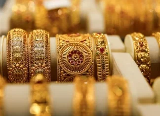 Vàng vượt 133 triệu/lượng, ai ôm từ đầu năm giờ lãi “bung nóc”. Chênh lệch vàng Việt – thế giới hơn 14 triệu đồng