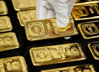 Vàng mất mốc 4.000 USD, nhưng xu hướng tăng vẫn chưa kết thúc