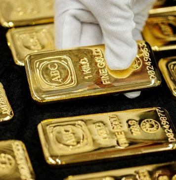 Vàng tăng không ngừng, lại làm mới đỉnh mọi thời đại lên mức 3.653USD/oz