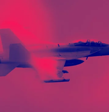 Mỹ đang điều gì ở Caribbean? Những dấu hiệu cho thấy kịch bản quân sự với Venezuela không còn mang tính giả định