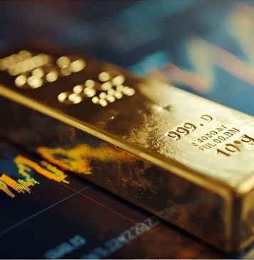 Vàng dẫn sóng, dầu lùi bước trong phiên tái định giá rủi ro toàn cầu