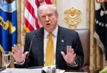 Trump buộc phải lùi bước trong chính sách nhập cư khi nguy cơ chính phủ Mỹ đóng cửa cận kề