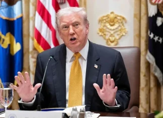 Trump buộc phải lùi bước trong chính sách nhập cư khi nguy cơ chính phủ Mỹ đóng cửa cận kề