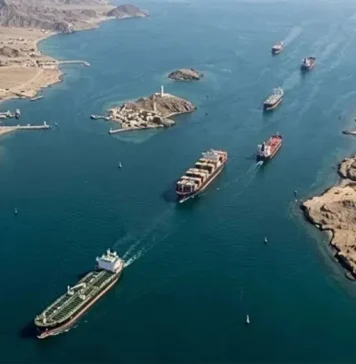 Thông điệp bí mật trước giờ G! Mỹ cảnh báo Iran, Hormuz bước vào thế cân bằng mong manh