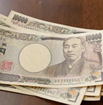 USD/JPY áp sát 162, vì sao đồng USD vẫn mạnh dù kinh tế Mỹ bắt đầu chậm lại?