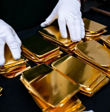 Vàng có thể về 4.000 USD trước khi hướng tới 5.000 USD?
